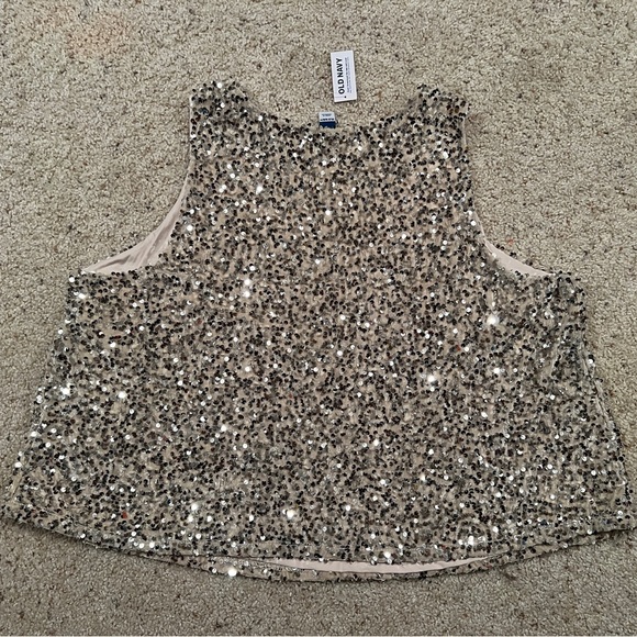 NWT sequin tank top ✨ - Picture 2 of 6